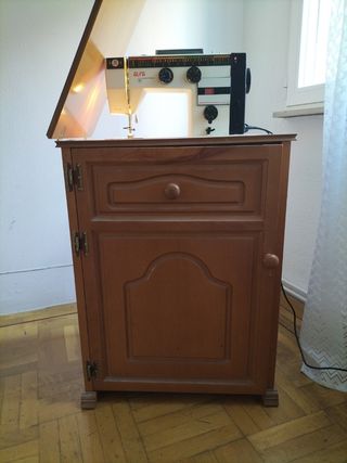 Máquina de coser Alfa electrónica