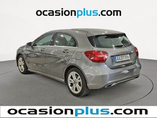 Mercedes-Benz Clase A 180 90 kW (122 CV)
