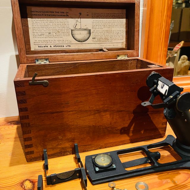 Espejo Azimutal Kelvin Hughes