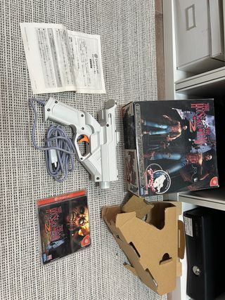 Pistola Sega Dreamcast HKT-7800 + The House of the