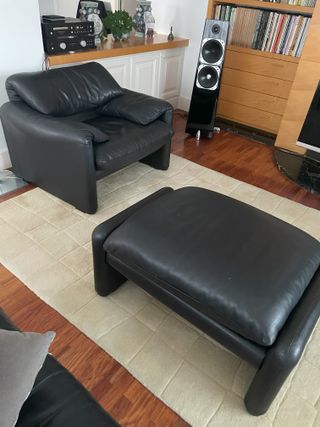 Pouf Maralunga Cassina in pelle nera