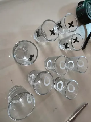 Juego Chupitos Tres en Raya