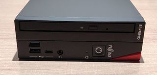 Mini PC Fujitsu Esprimo G6012. i5-12400T, 512 SSD