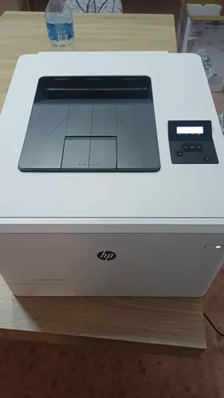 HP Color LaserJet Pro M454dn