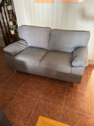 Sofá de 2 plazas gris tela