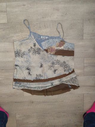 Blusa tirantes estampado floral mariposas talla 44