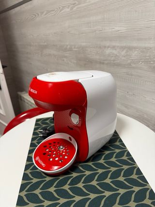 Cafetera Bosch Tassimo Roja