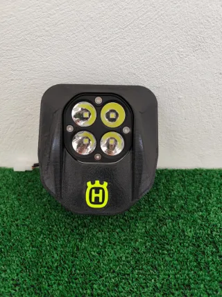 Faro LED para Husqvarna