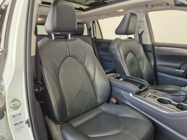 TOYOTA HIGHLANDER 2.5 LUXURY P. ESPECIAL