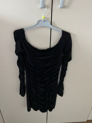 Vestido negro fiesta drapeado