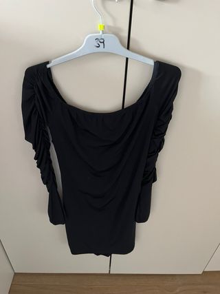Vestido negro fiesta drapeado