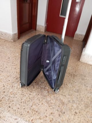 Maleta cabina 4 ruedas 48x38x22 cm gris