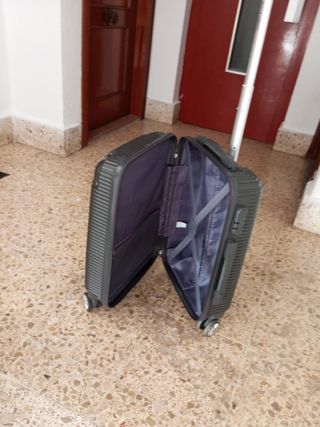 Maleta cabina 4 ruedas 48x38x22 cm gris