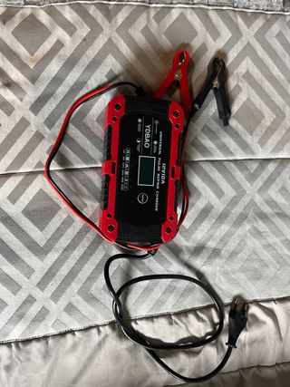 Cargador Baterías YDBAO 12V 10A Universal
