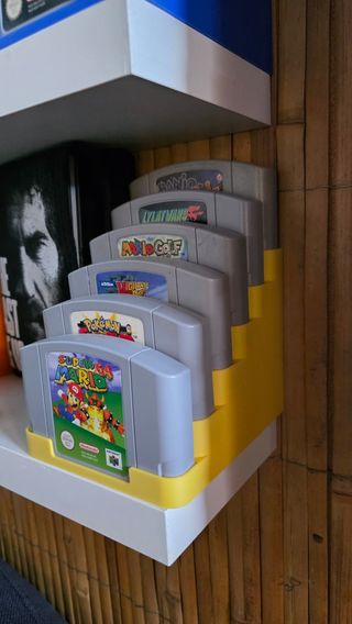 Expositor soporte carrucho N64