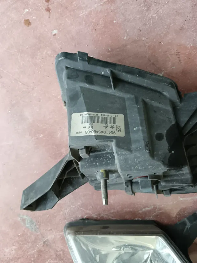 Faros antiniebla Peugeot 407