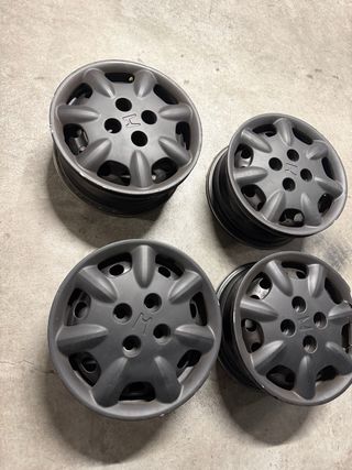 Llantas 14” con tapacubos Honda 