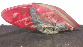 PILOTO TRASERO DERECHO PEUGEOT 207 * | 0.06 -