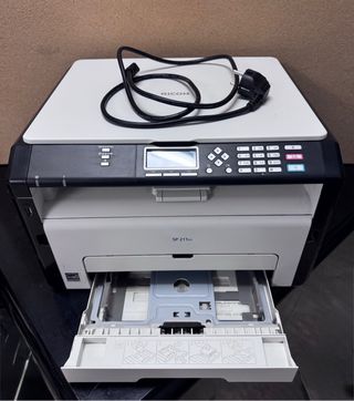 Impresora Ricoh SP 211SU Multifuncional Láser