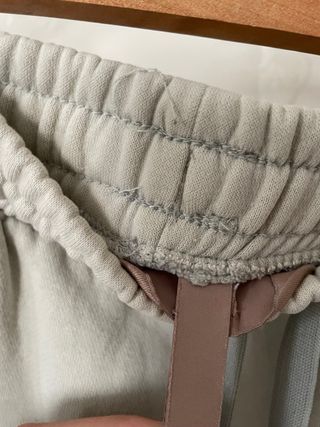 Pantalón chándal H&M verde claro Talla M
