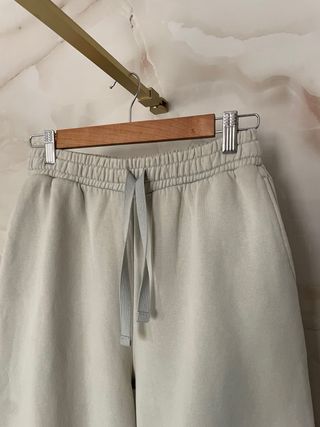 Pantalón chándal H&M verde claro Talla M