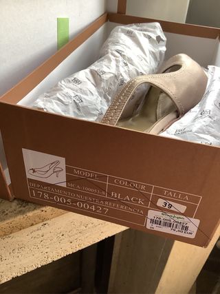 Zapatos de fiesta Gloria Ortiz Talla 39