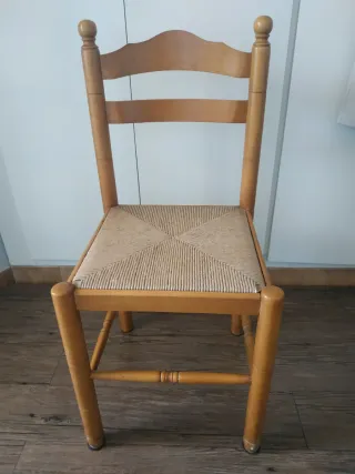 Silla de madera estilo vintage