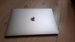 MacBook Air 13 2020 Intel Core i3 8GB RAM