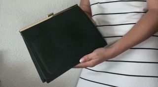 Bolso cartera verde botella