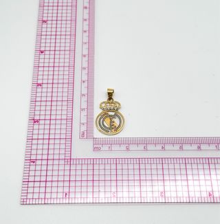 Colgante Real Madrid de oro 18k