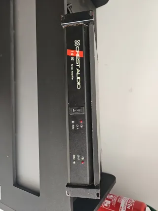 Crest Audio LA 901 Amplificador de Potencia