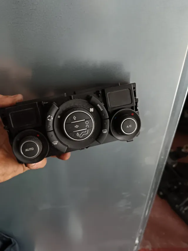 Módulo Climatizador Peugeot 308