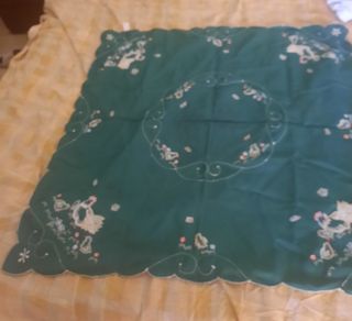 Centrotavola con galline e pulcini