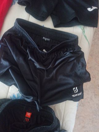 Lote de pantalones cortos deportivos