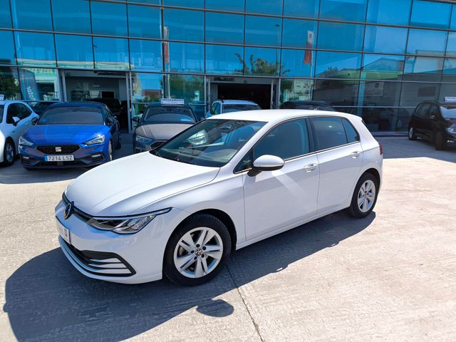 Volkswagen Golf 2021