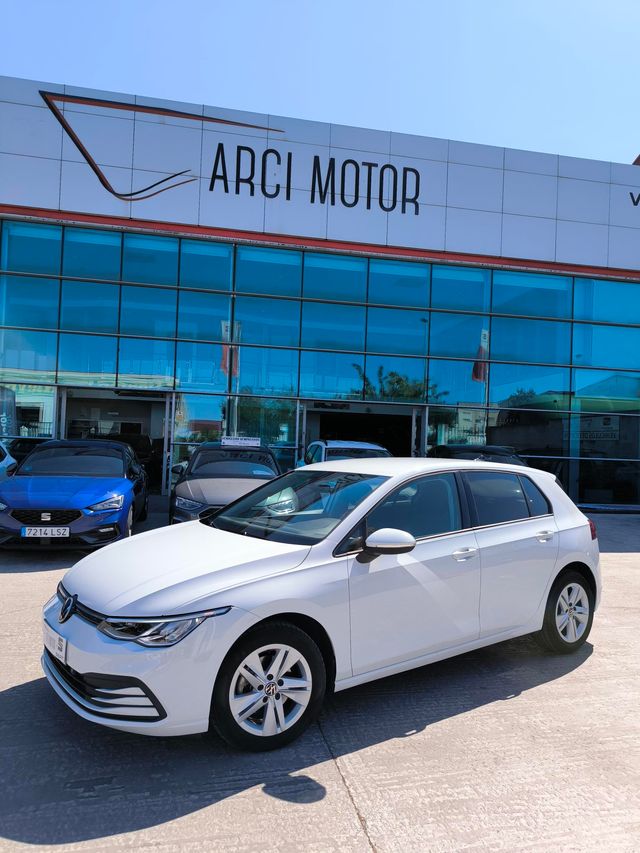 Volkswagen Golf 2021