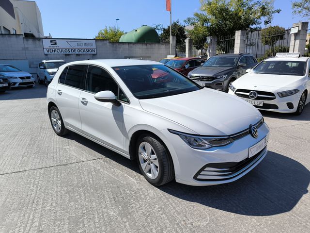 Volkswagen Golf 2021