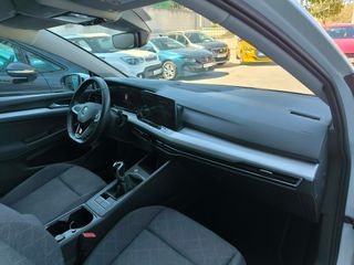 Volkswagen Golf 2021