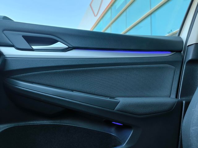 Volkswagen Golf 2021