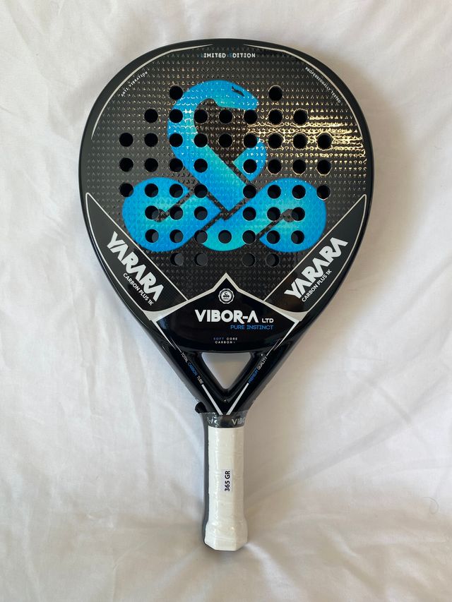 PALA VÍBORA YARARÁ CARBON PLUS 1K BLUE 2025