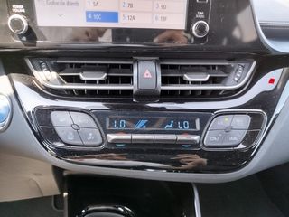  C-HR HYBRID EJEM. FINANCIACIÓN CON 10000€ ENTRADA