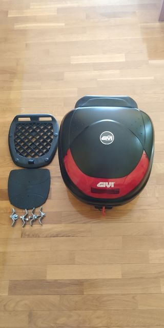 BAÚL MOTO GIVI 30 L 