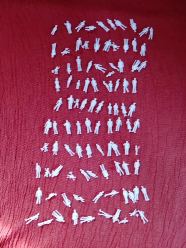 MUÑECOS PERSONAS MODELISMO MAQUETAS IBERTREN