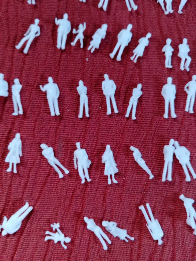 MUÑECOS PERSONAS MODELISMO MAQUETAS IBERTREN