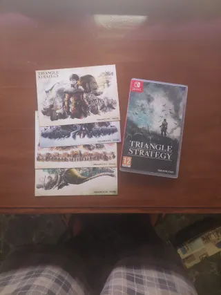 Triangle Strategy Nintendo Switch más postales 