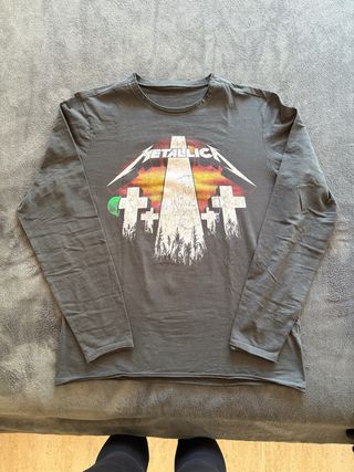Pack camiseta Metallica y parche Guns'n'Roses