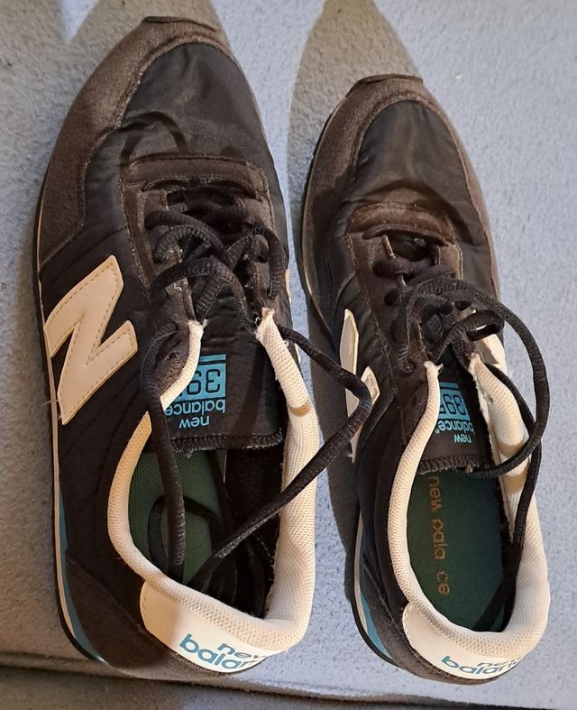 Zapatillas New Balance 395 negras y blancas