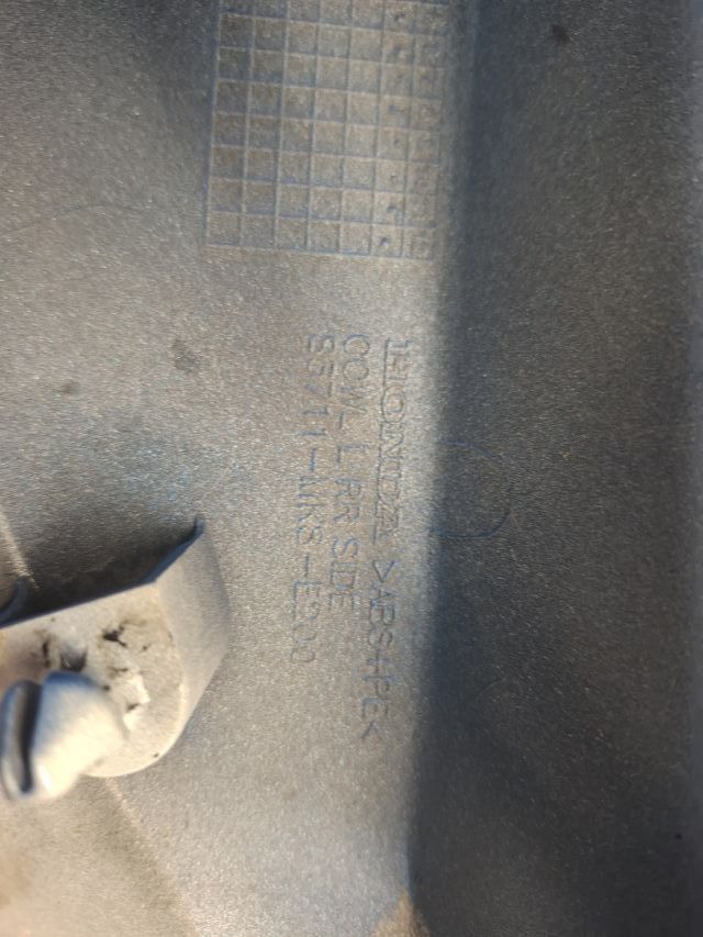 Honda CRF 1100 Africa Twin Carenado Lateral