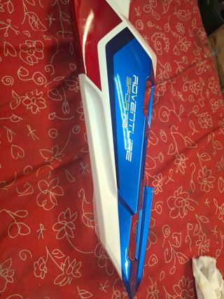 Honda CRF 1100 Africa Twin Carenado Lateral