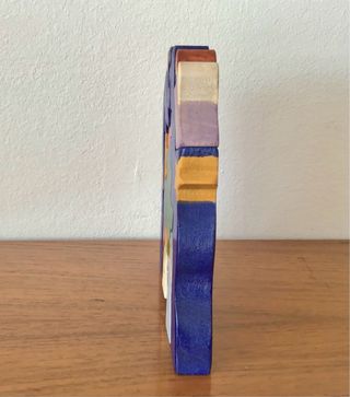 Pesebre artesano de madera con figuras encaje
